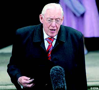 01540 ij 1.12 Ian Paisley 